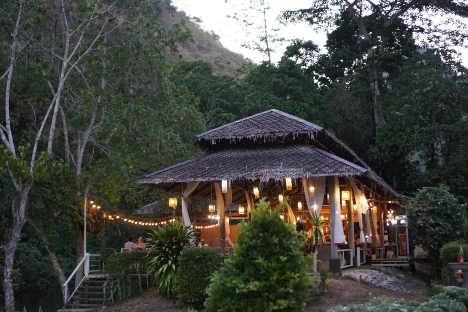 Chiewlan Camp And Resort Ban Pha Saeng Lang Екстериор снимка